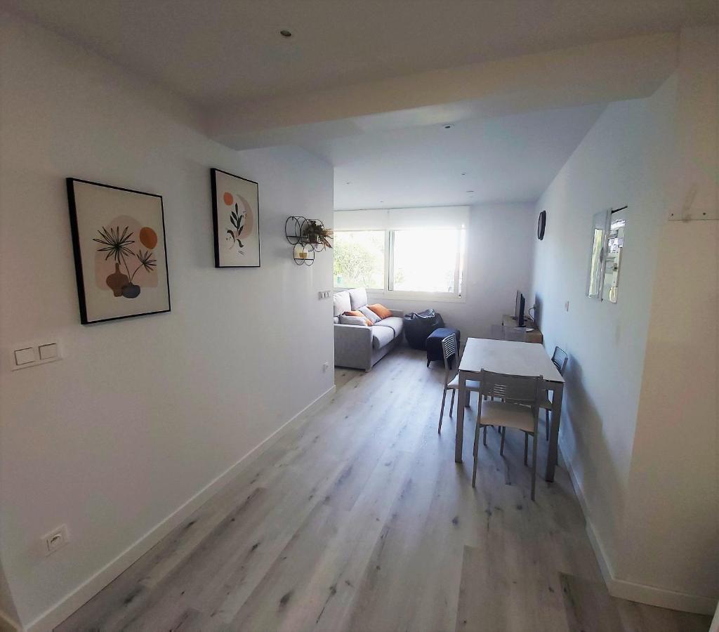 Appartement A Hendaye Avec Piscine Et A Cote De La Plage Esterno foto